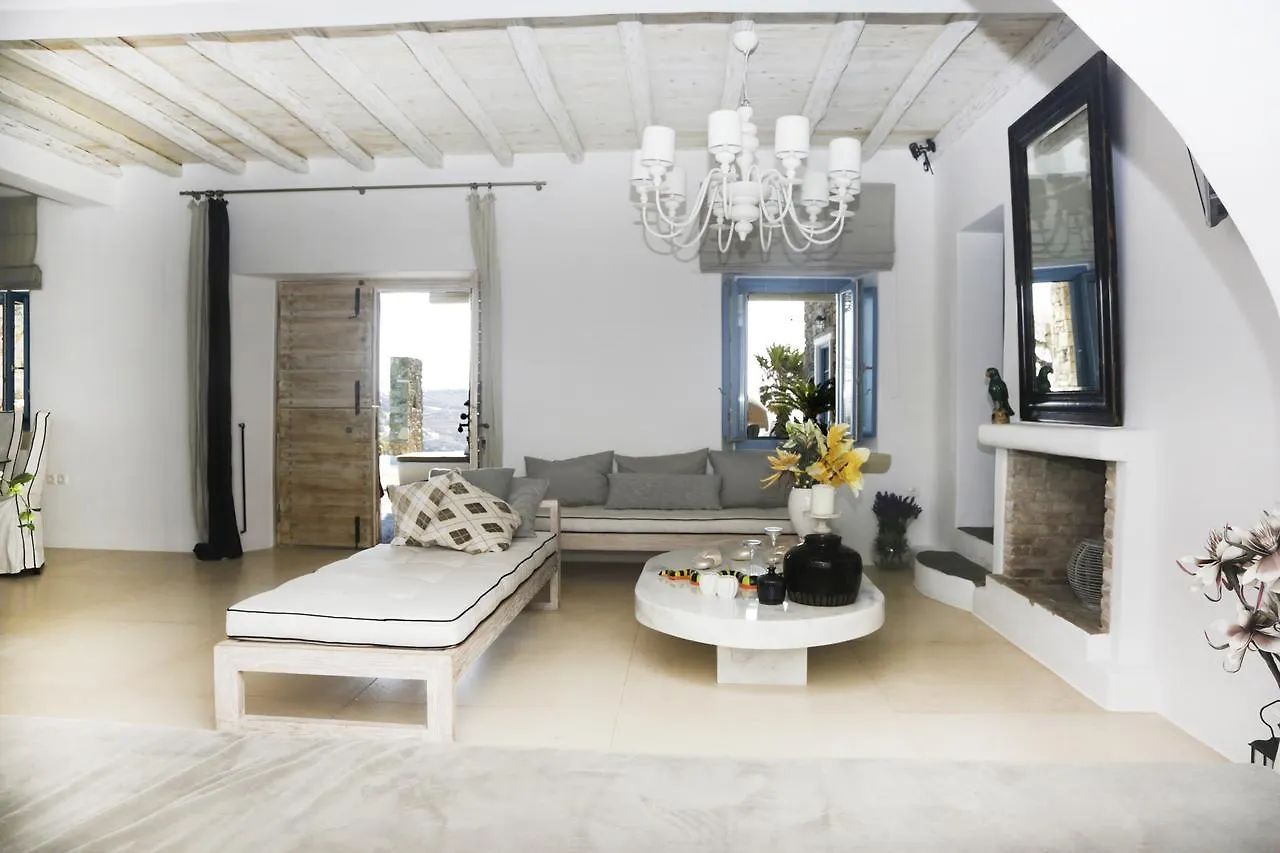 Supreme Villa Helios Kalafatis